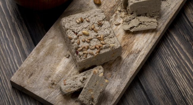 Зимний антистресс: почему халва полезна и как ее правильно выбрать