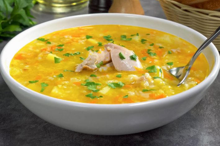 Специалисты рассказали, нужно ли есть первое каждый день