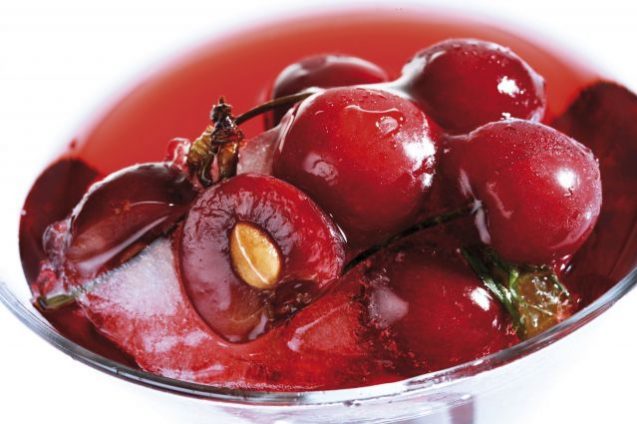 Nutrients: Вишневый сок помогает при бессоннице, уверяют ученые