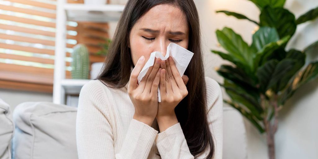 Людям с весенней аллергией предложили включить в рацион несколько продуктов