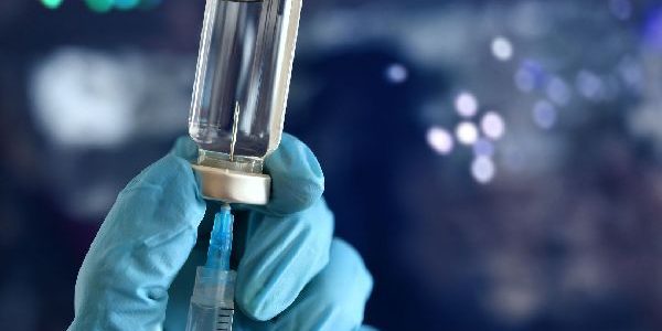 Гериатр Ткачева: продлить жизнь помогут вакцинация, сон и физическая активность